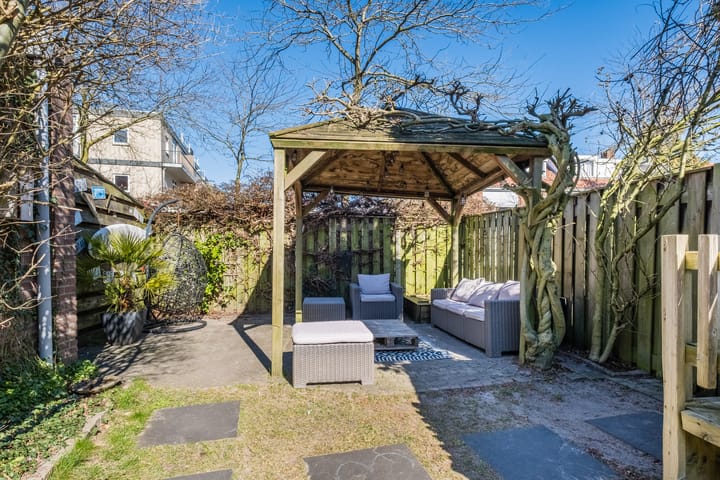 Foto 42 van Humperdincklaan 1