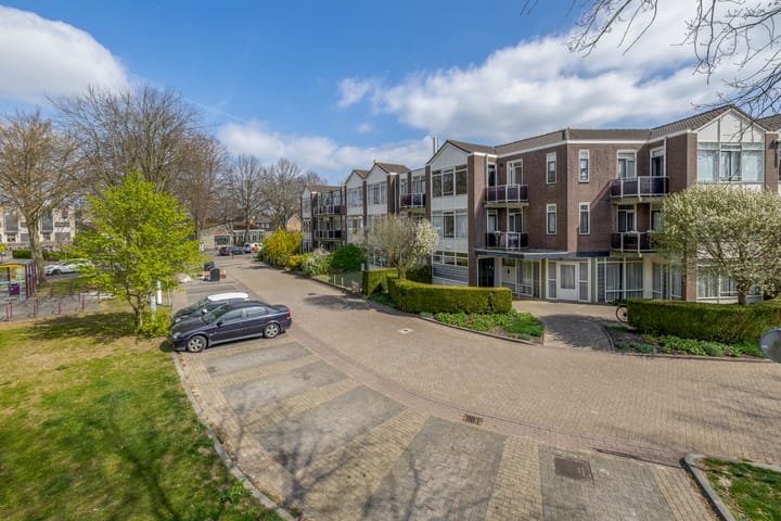 Foto 3 van Schildersplein 215