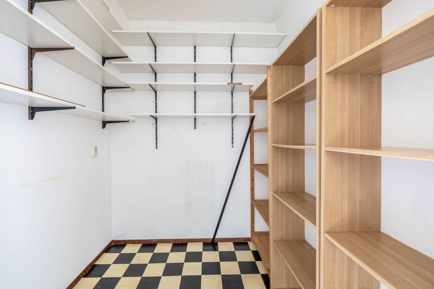 Foto 10 van Schildersplein 215