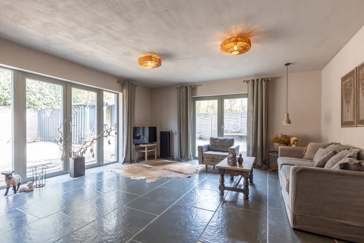 Photo 5 of Schifferheidestraat 25