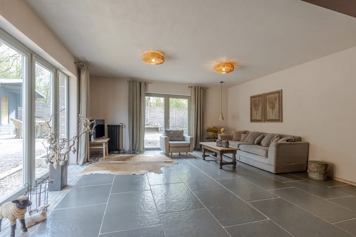 Photo 6 of Schifferheidestraat 25