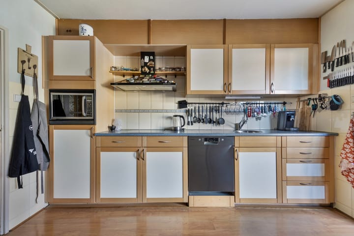 Foto 13 van Van Uitertstraat 38