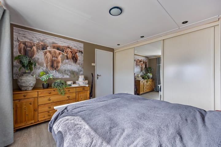 Foto 18 van Van Uitertstraat 38