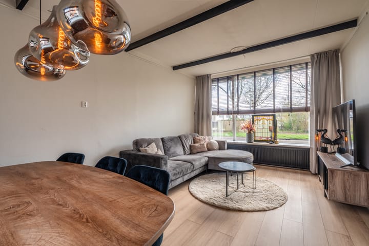 Foto 16 van Vondellaan 25