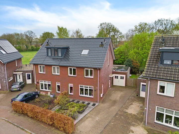 De Kampen 10