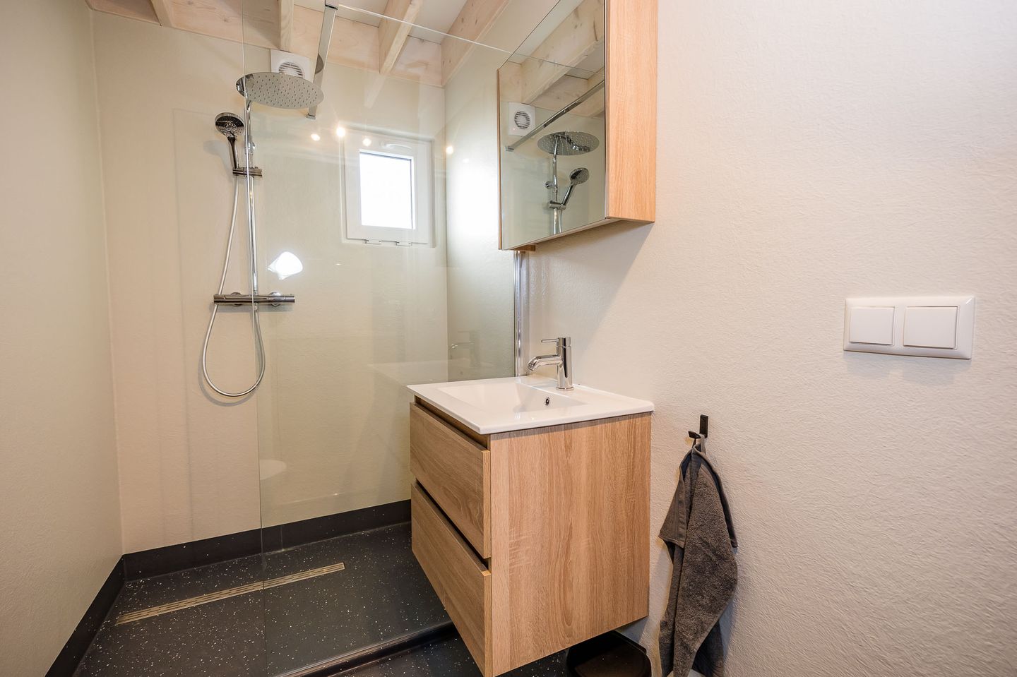 Photo 4 of Westdorperstraat 37-302