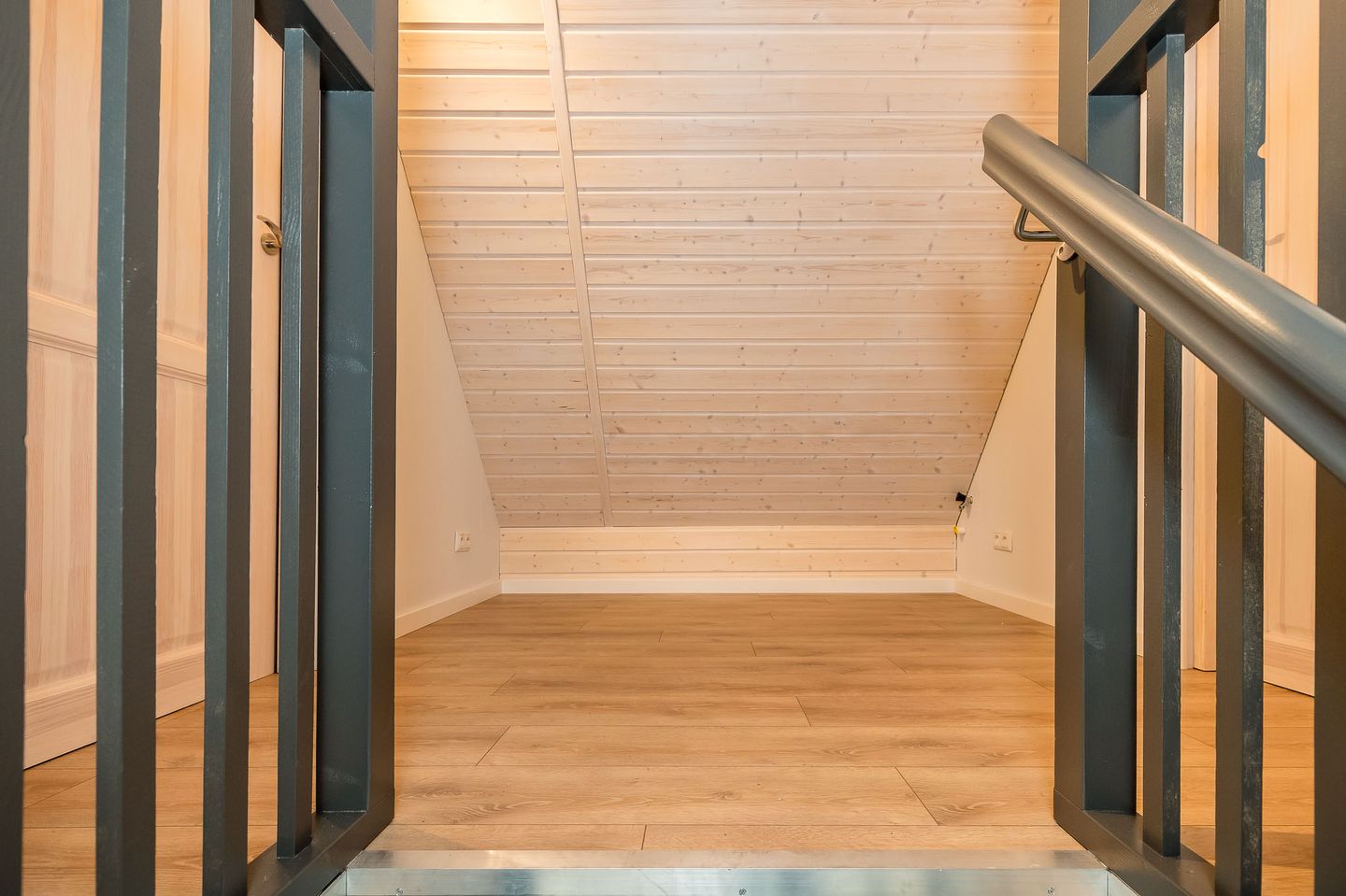 Photo 25 of Westdorperstraat 37-302