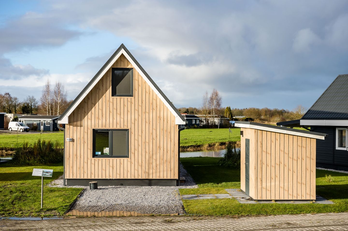 Photo 35 of Westdorperstraat 37-302