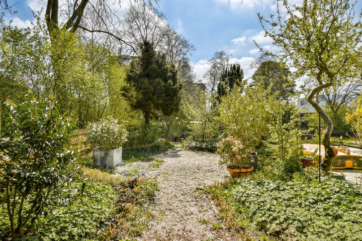 Foto 10 van Bieslook 96