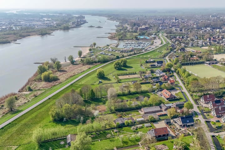 Foto 45 van Tiendweg 9