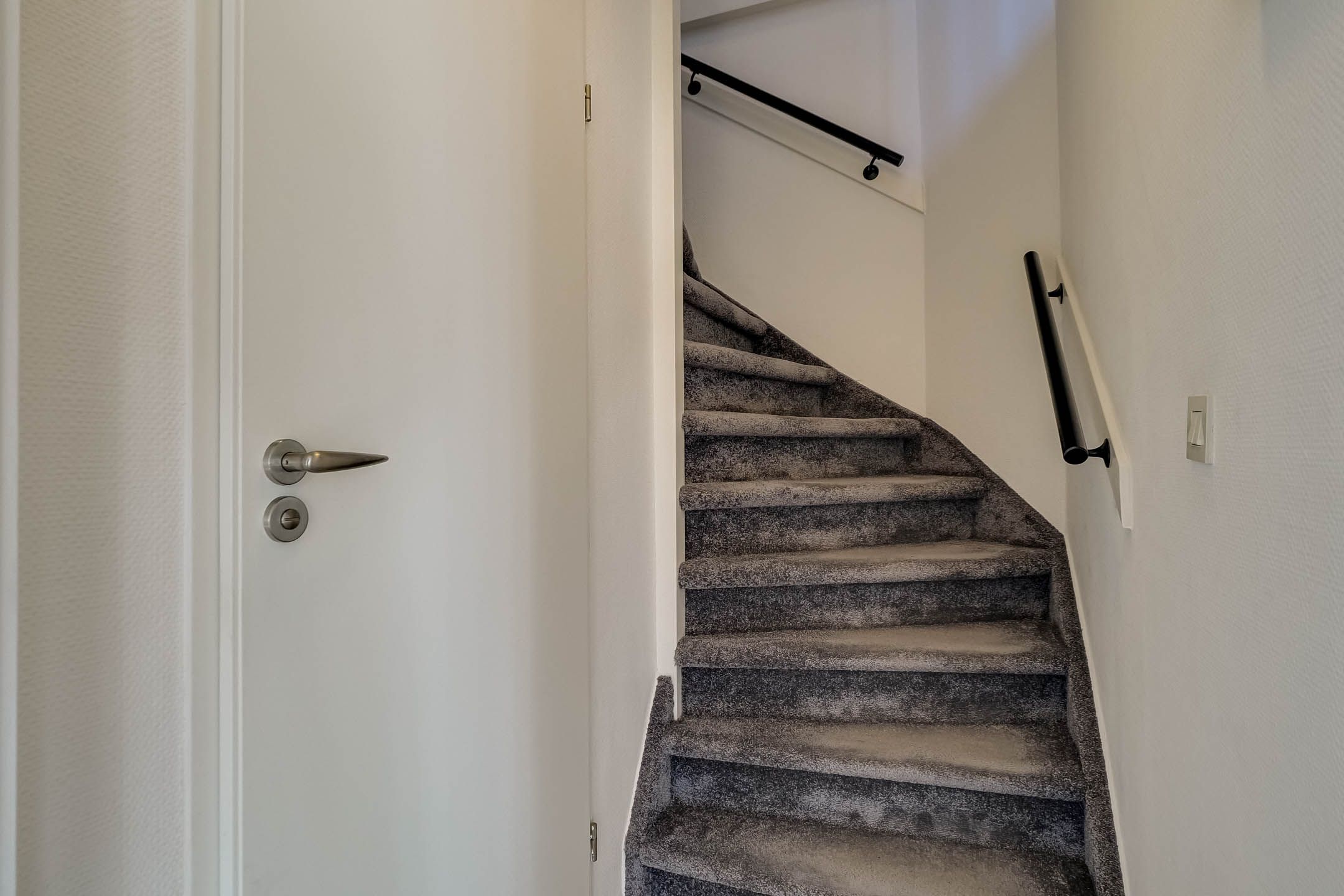 Photo 15 of Koewijzend 24-F