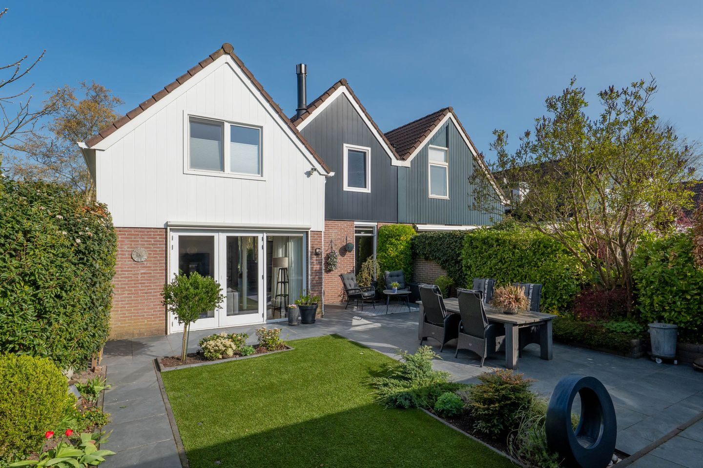 Photo 19 of Koewijzend 24-F