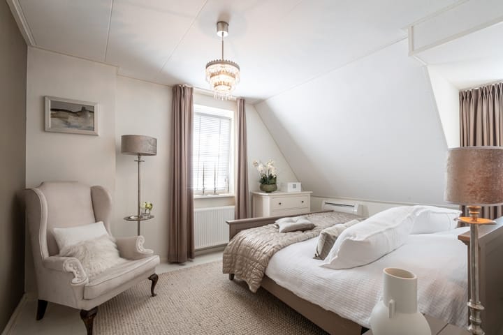 Foto 15 van Stationsweg 11