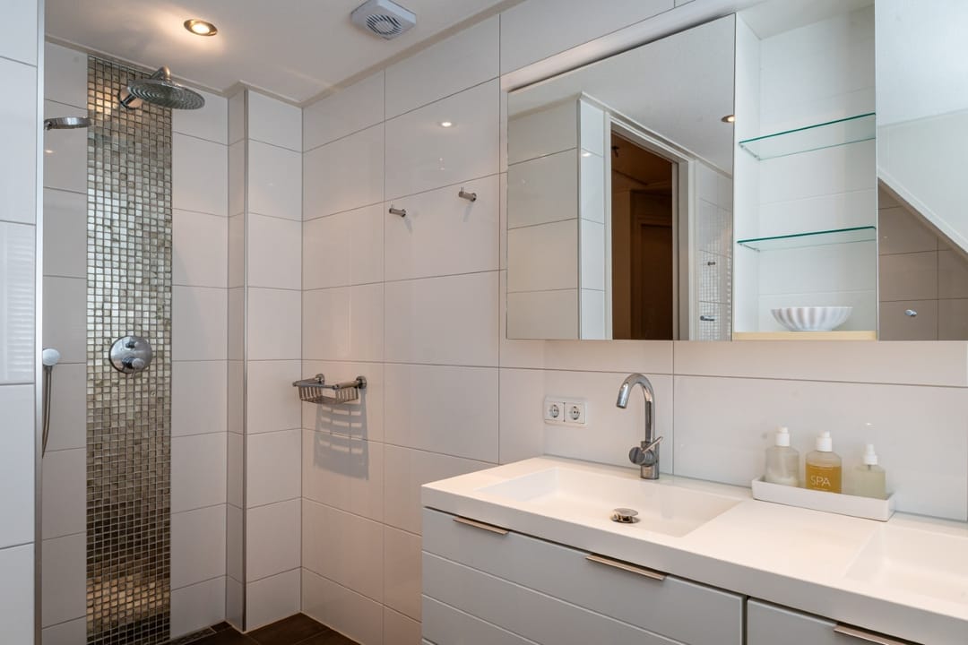 Foto 16 van Stationsweg 11