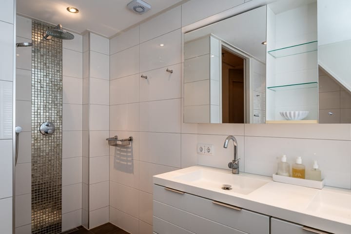 Foto 16 van Stationsweg 11