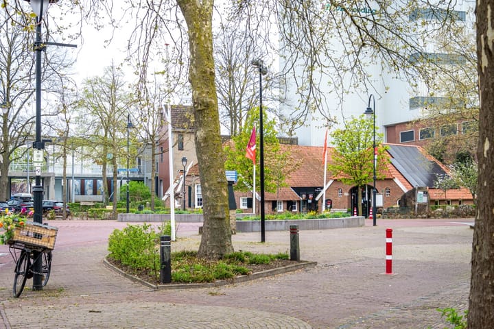 Foto 32 van Stationsweg 11