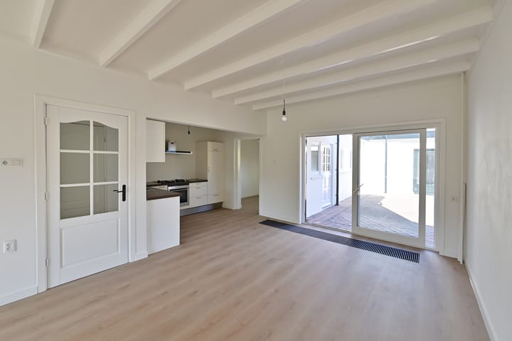 Foto 5 van Professor Kochstraat 55