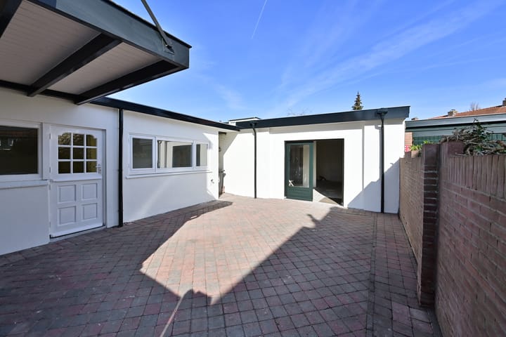 Foto 17 van Professor Kochstraat 55