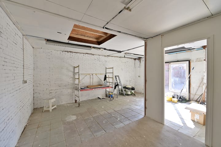 Foto 18 van Professor Kochstraat 55