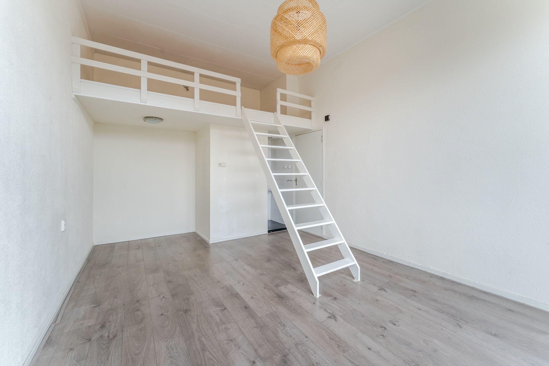 Foto 33 van Hendrik van Viandenstraat 13