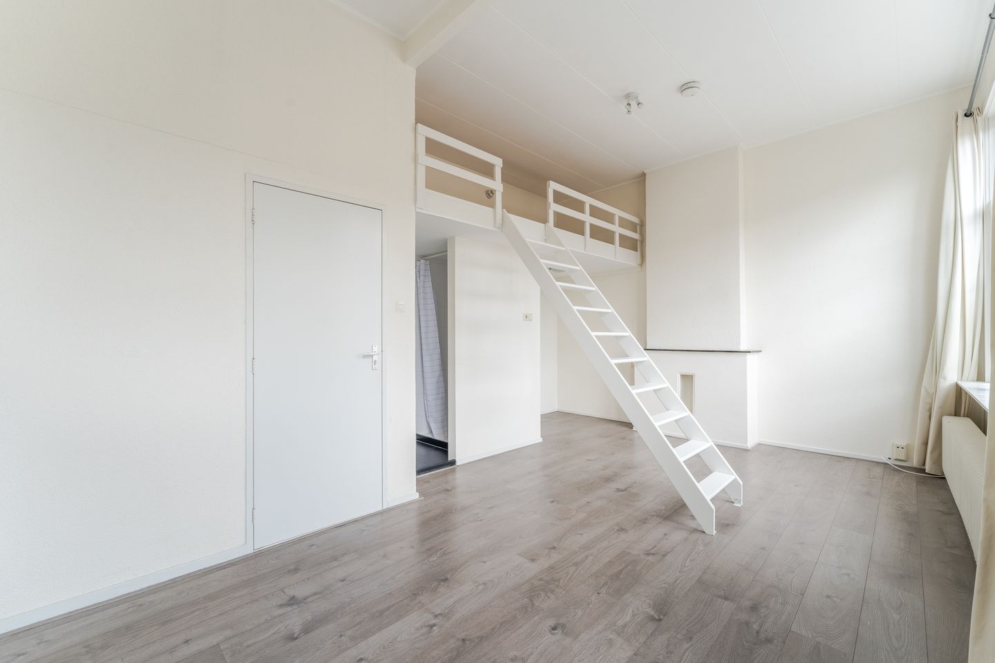 Foto 29 van Hendrik van Viandenstraat 13