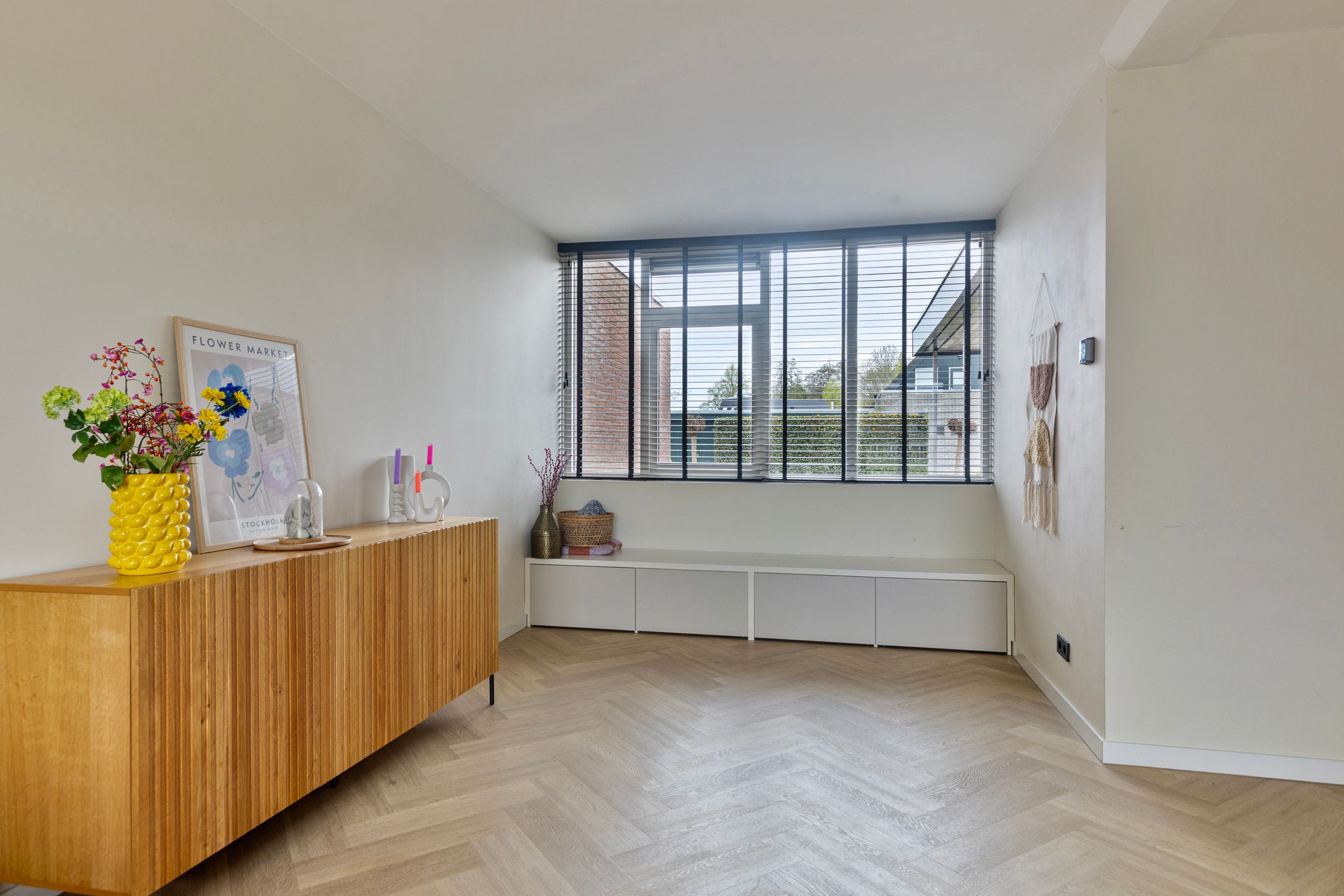 Foto 12 van Telstar 9