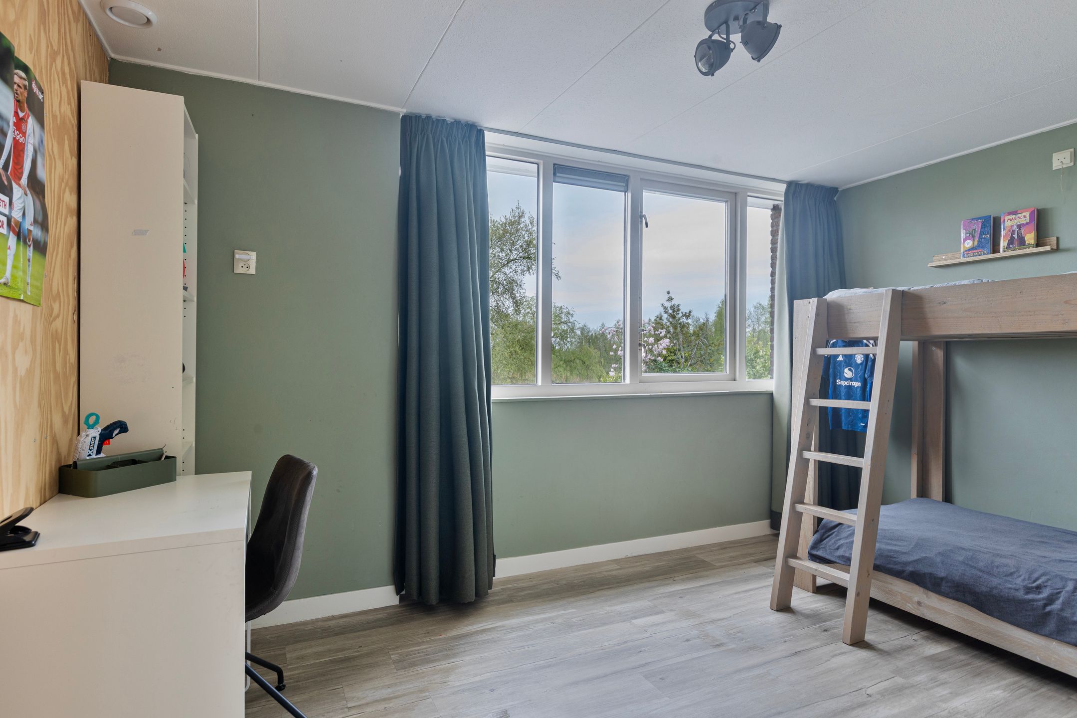 Foto 36 van Telstar 9