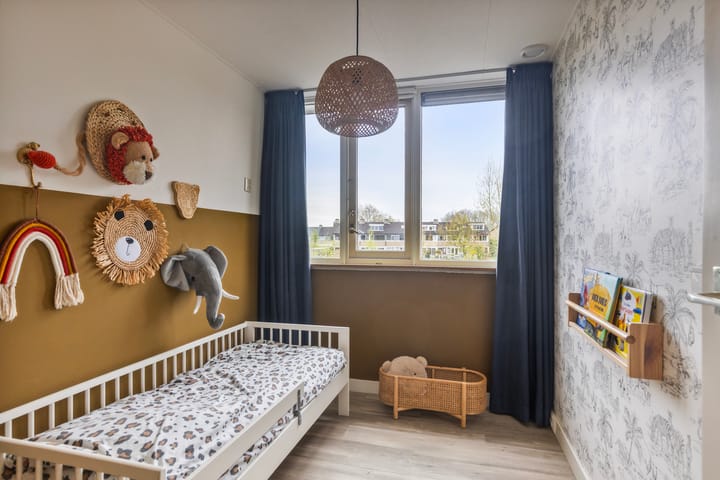 Photo 38 of Telstar 9