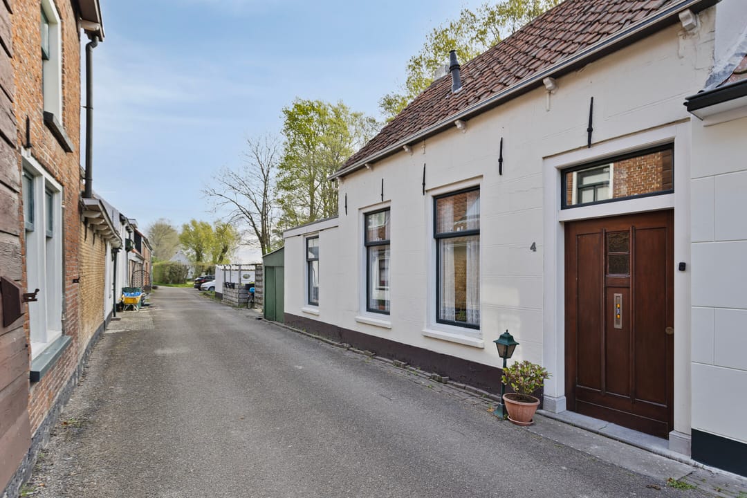 Foto 1 van Tuinweg 4