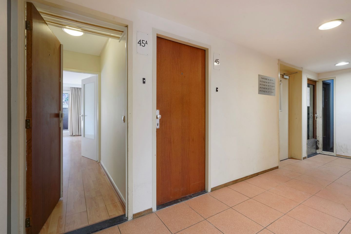 Foto 20 van Jan van Nassaustraat 45-A