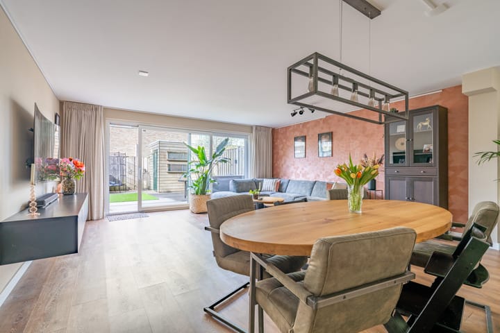 Foto 2 van Louise Hardenbergsingel 9