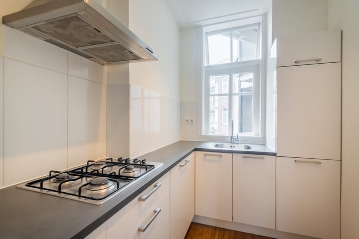 Foto 14 van Staringplein 2-2