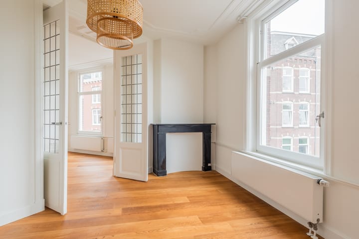 Foto 16 van Staringplein 2-2