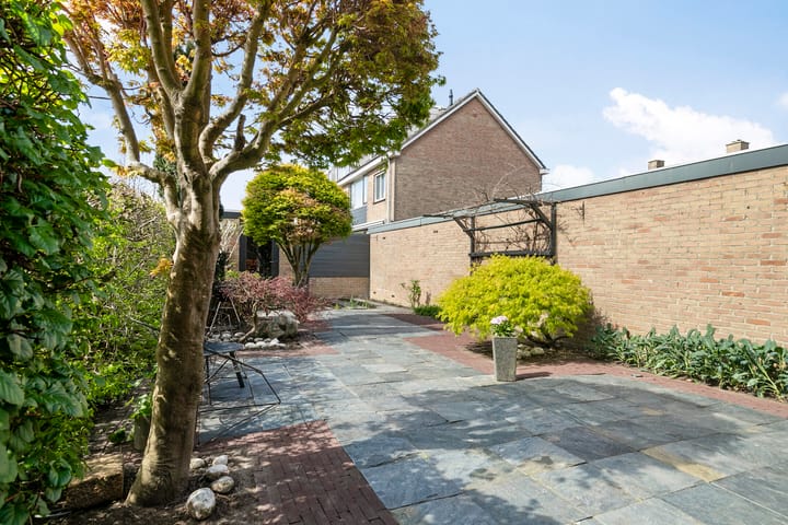 Foto 40 van Hugo de Vriesstraat 10