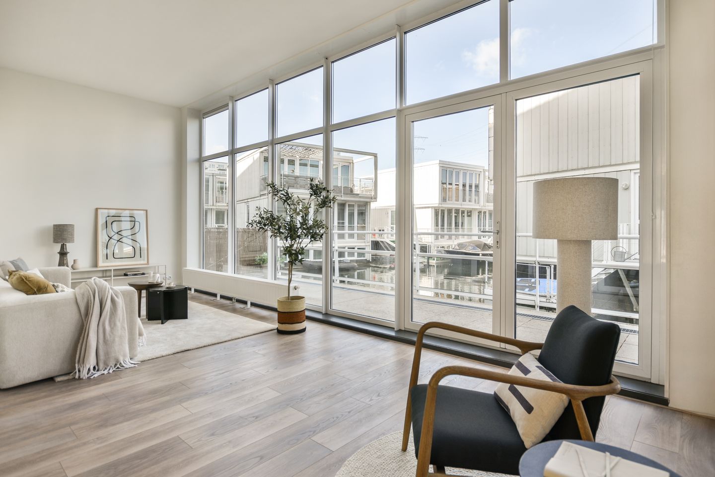 Foto 1 van IJburglaan 343