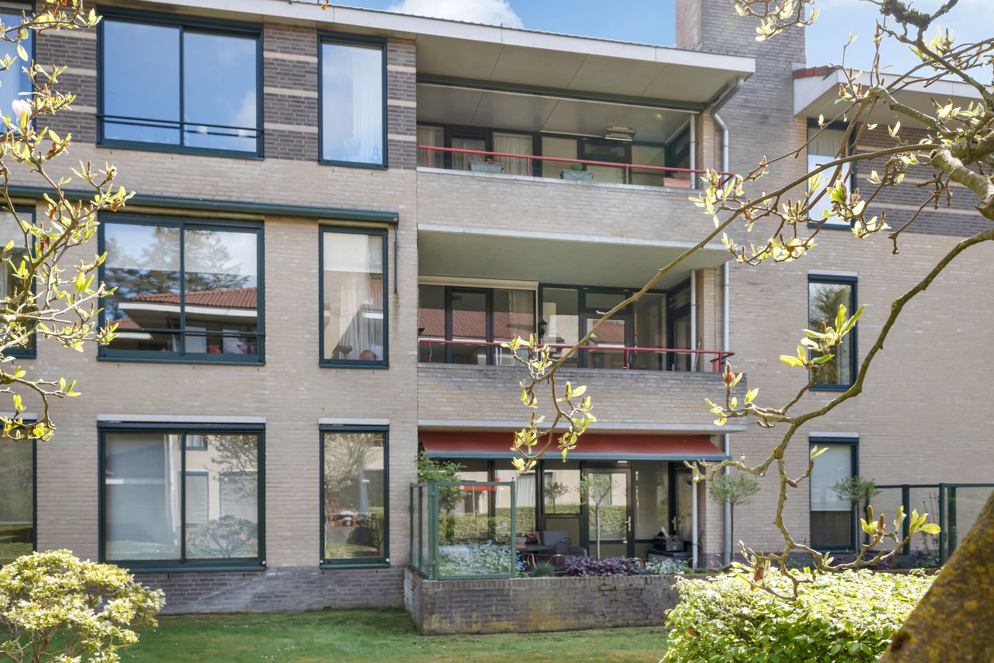 Foto 10 van Finsponglaan 48