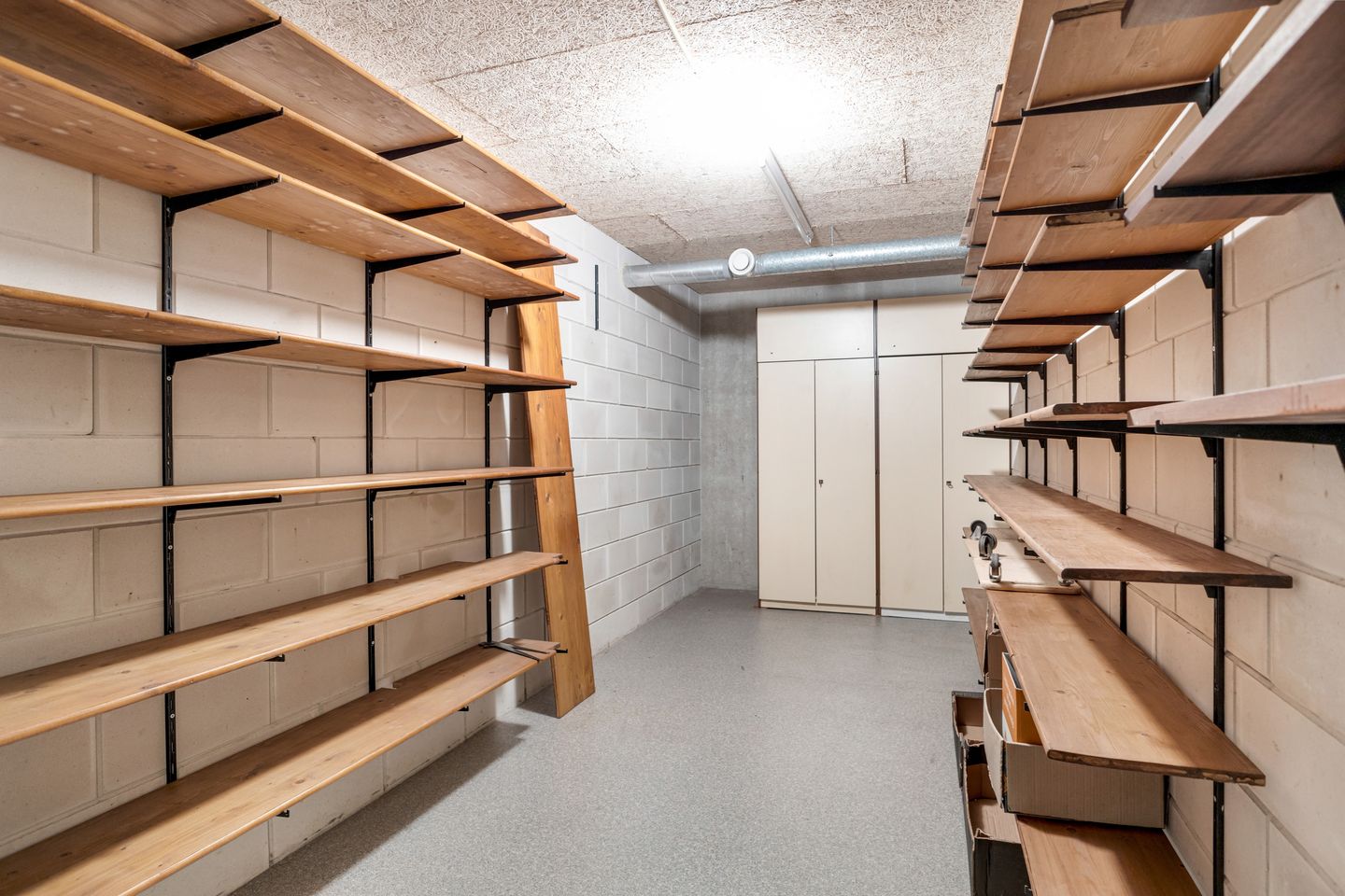 Foto 44 van Finsponglaan 48