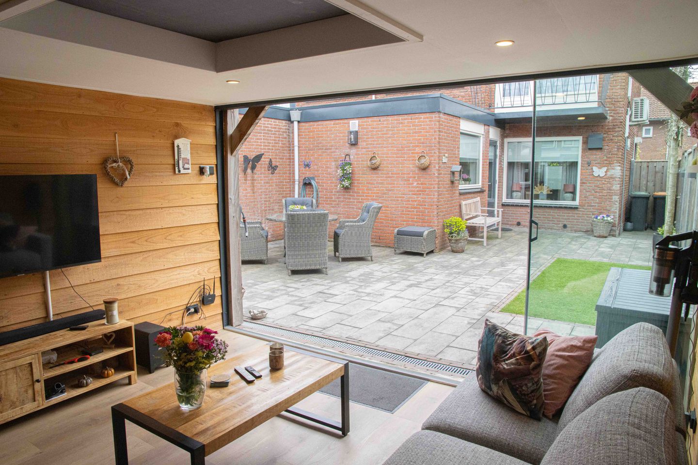 Foto 25 van Meeuwenstraat 17