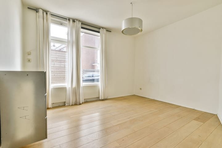 Photo 24 of Haarlemmermeerstraat 41