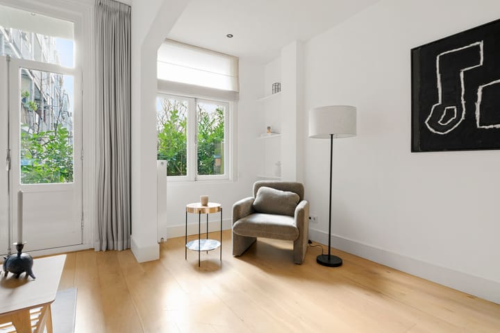 Foto 10 van Van Oldenbarneveldtplein 11-H