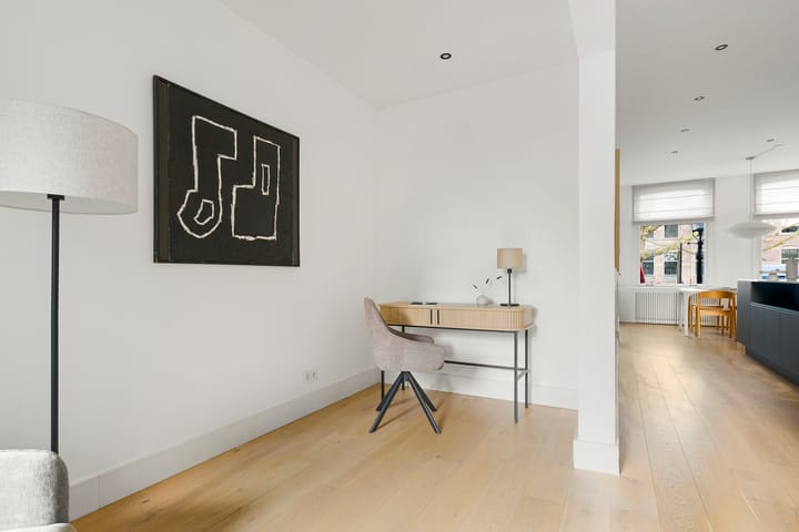 Foto 11 van Van Oldenbarneveldtplein 11-H