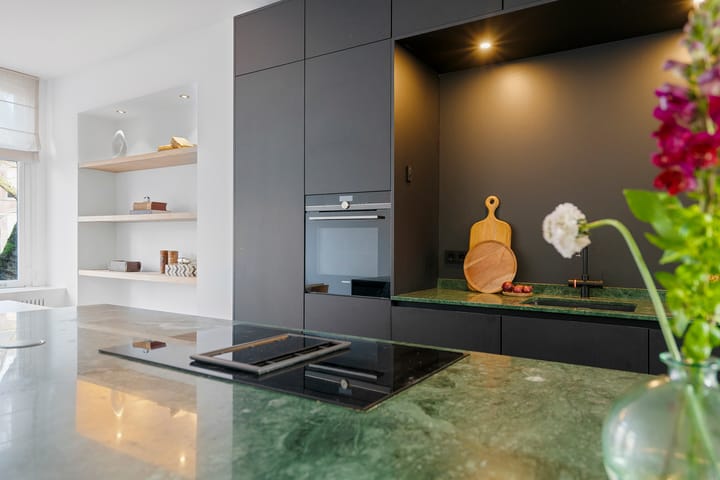 Foto 13 van Van Oldenbarneveldtplein 11-H