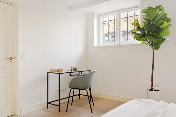 Foto 28 van Van Oldenbarneveldtplein 11-H