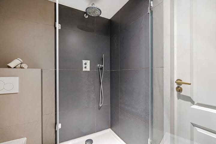 Foto 36 van Van Oldenbarneveldtplein 11-H