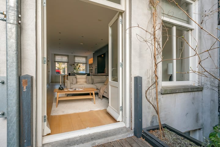 Foto 41 van Van Oldenbarneveldtplein 11-H