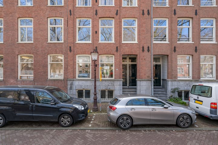 Foto 45 van Van Oldenbarneveldtplein 11-H