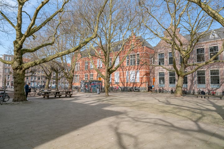 Foto 51 van Van Oldenbarneveldtplein 11-H