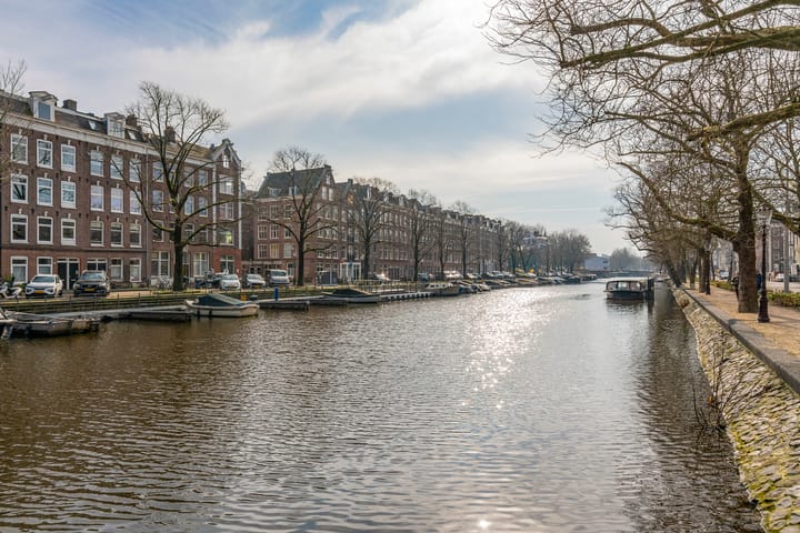 Foto 53 van Van Oldenbarneveldtplein 11-H