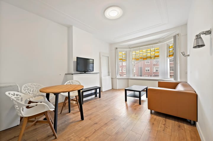 Foto 4 van De Genestetlaan 82