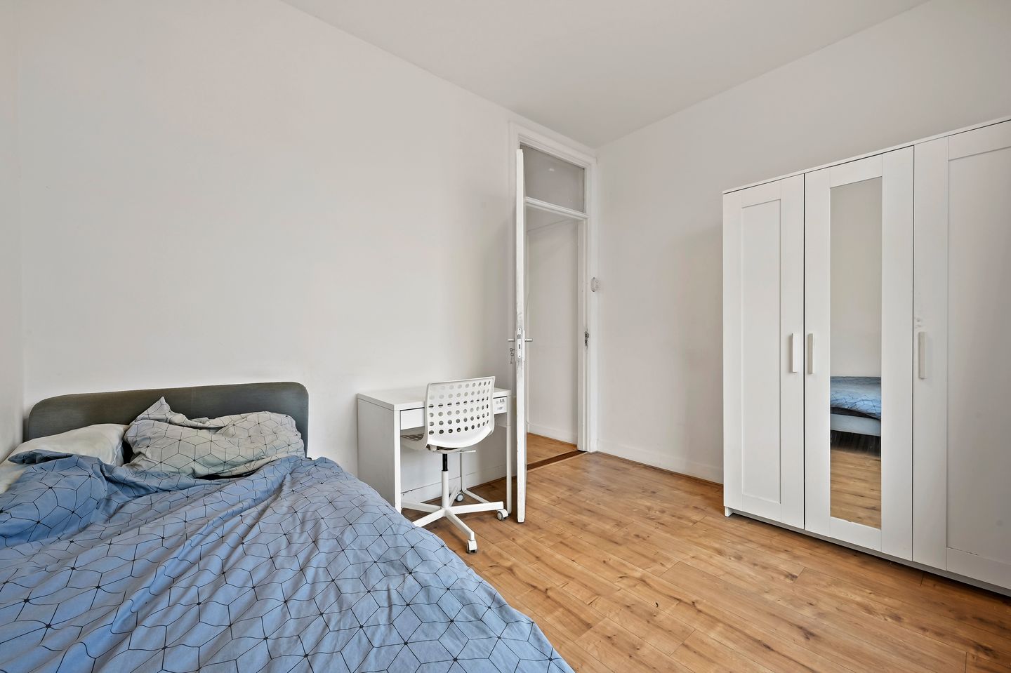 Foto 20 van De Genestetlaan 82